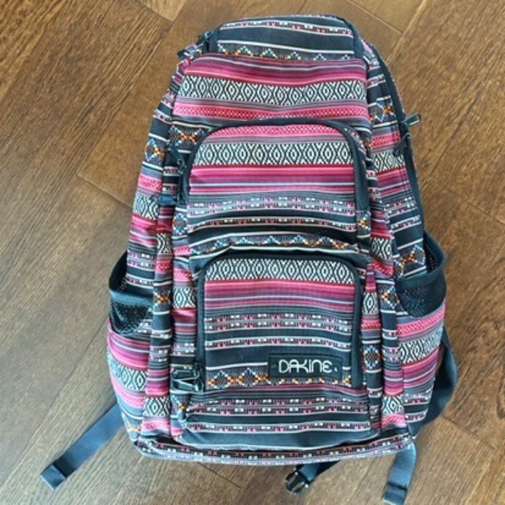Dakine Unisex Backpack Retro Aztec Design